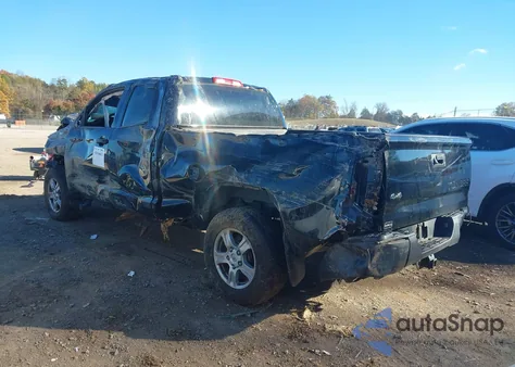 2018 Toyota Tundra Sr 4.6L V8 из США, поврежденный, VIN 5TFUM5F19JX076876